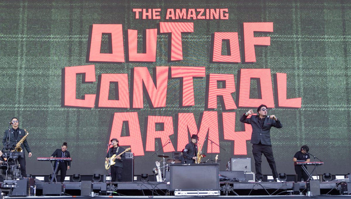 mninoticias's tweet image. Los inigualables #OutOfControlArmy ya están en el #ViveLatino2024