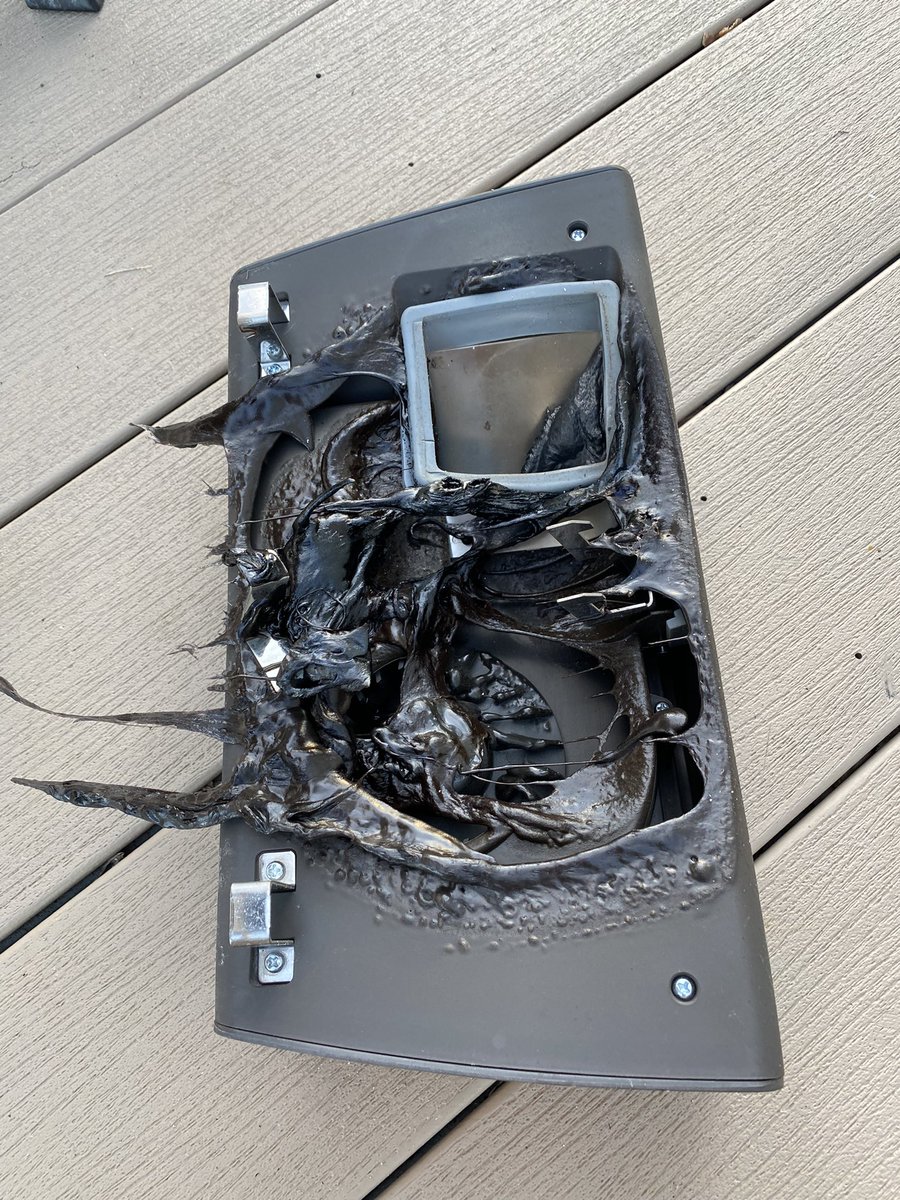 MedicMikeG's tweet photo. If anyone is considering buying the @biolitestove fire pit, do not waste your money. This is what just happened to mine. https://t.co/Ll58OyTjK6