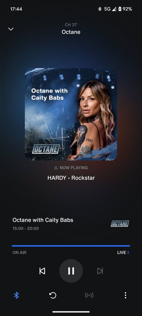 Some country music on @SiriusXMOctane 😳 ok @CiBabs I can listen to this 👀
