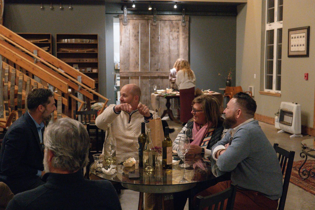 JoinSCL's tweet image. Last night, retreat participants joined us for an evening of fellowship, wine, and cheese at Lady Hill Winery🍷. 
Thank you to everyone who came out and made this night special.