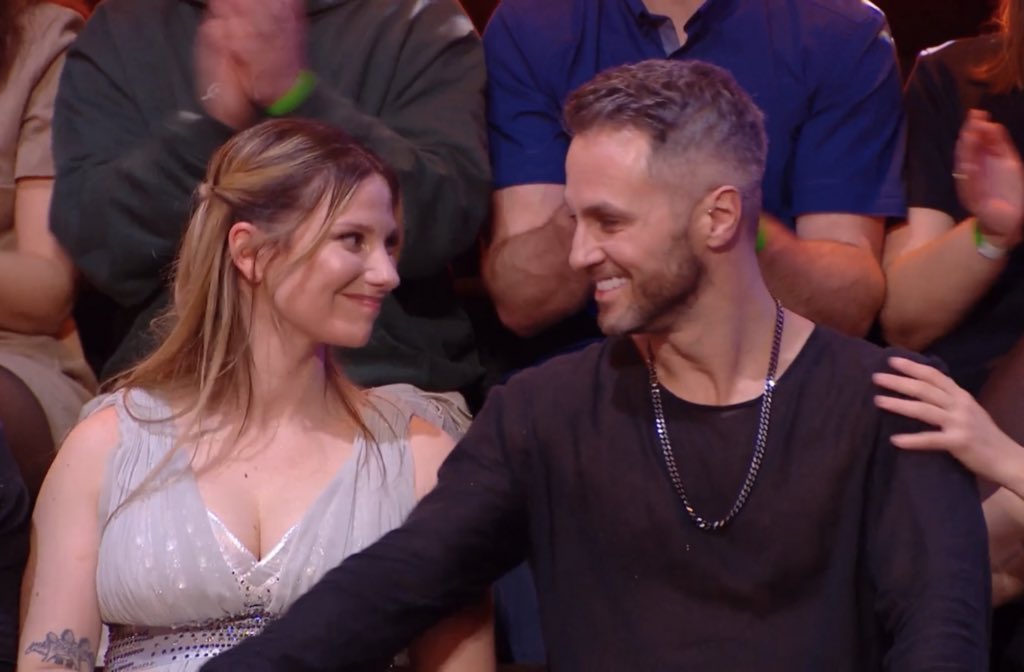 line_atr's tweet image. ce duo aura toujours une grosse partie de mon cœur. Mon danseur préféré &amp;amp; une de mes streameuses favorites… le rêve.
je les aime 💌
#dalsi #dals