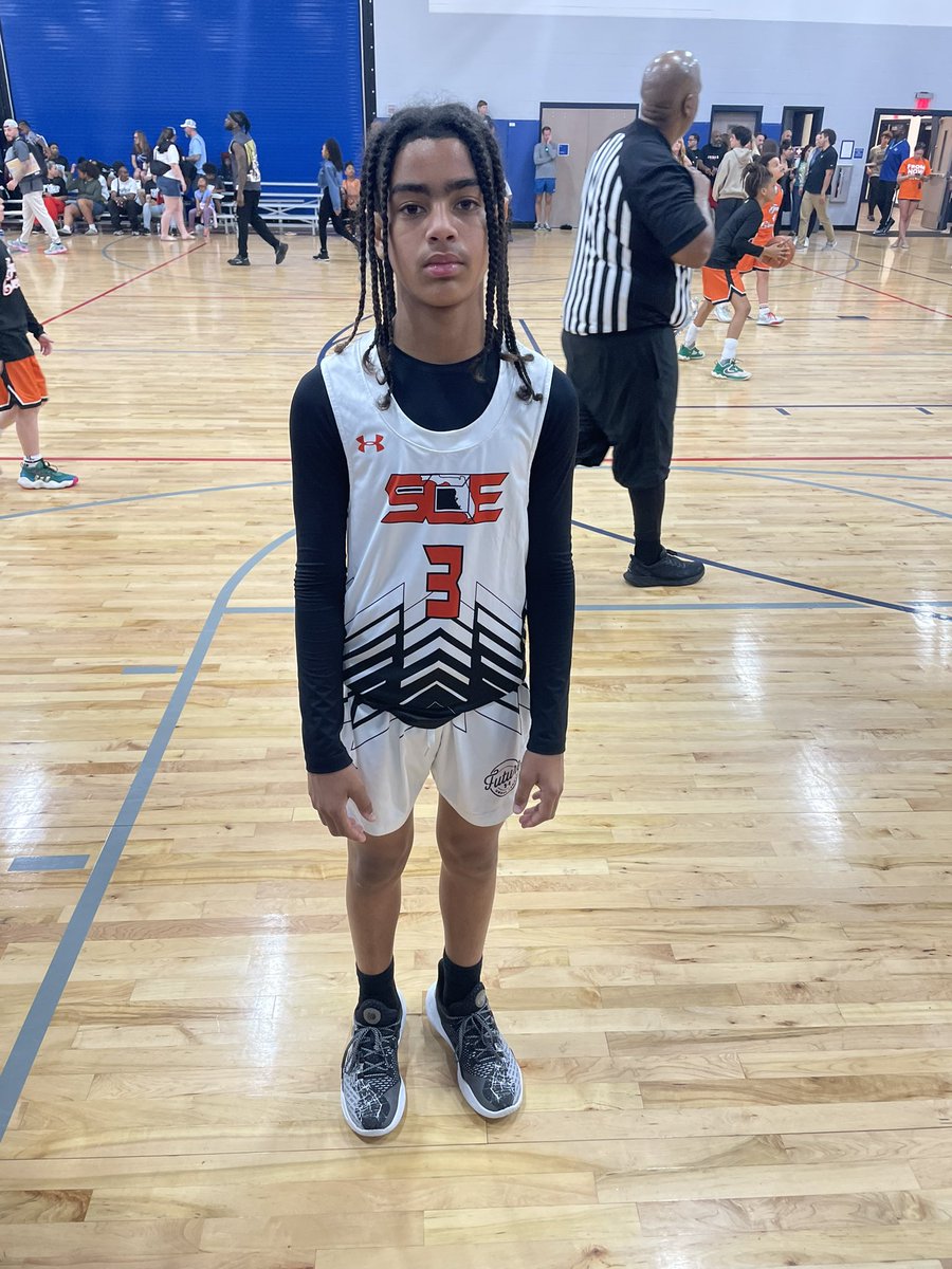 An impressive outing for @TheSkillsCenter and (John Arroyo Jr) as they sealed the win over “A1 Elite”!! John Arroyo displayed great effort on both ends leading the way with 15pts in regulation! John Arroyo Jr - 15pts (Class of 2028) @USAmateurBBall @HoopSeenFL