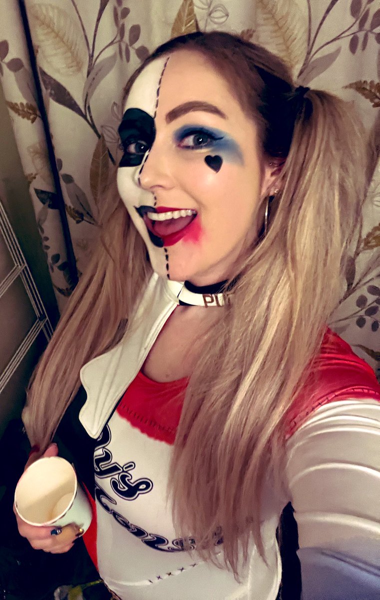 JustineMCain's tweet photo. Welcome to HQ ♠️♥️♣️♦️🃏 https://t.co/Jkha3kDi5W