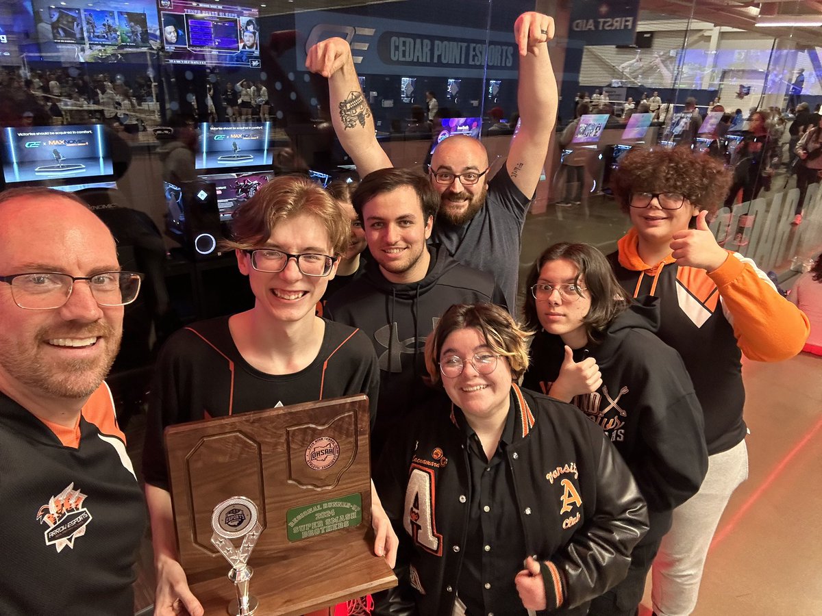 2nd at <a href="/esports_ohio/">Esports Ohio</a>’s Northwest regional competition only losing to Northview High School.

Man what a memory this was, clutching up a win and sweeping a phenomenal Northview team was sweet.

Ggs to <a href="/Strawhatdad_/">Aaron Hassell</a> , <a href="/StrawHatKid_SSB/">shk</a>, and the rest of Northview HS.

We are balling!