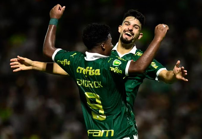 GI09HoaWIAA8v6y?format=jpg&name=small