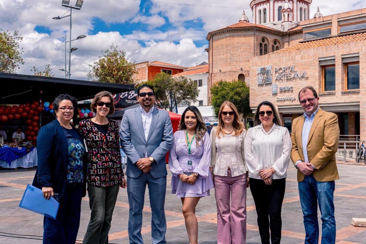 EducaSL_UDA's tweet photo. “Del desplazamiento a la integración”, ha tenido un gran impacto #social con reconocimiento y respaldo #mundial, aportando de manera significativa a cientos de #personas que se encuentran en estado de vulnerabilidad en nuestra ciudad.

🗞️ Social: https://t.co/vFmif8YScC https://t.co/obpV3W64Lk