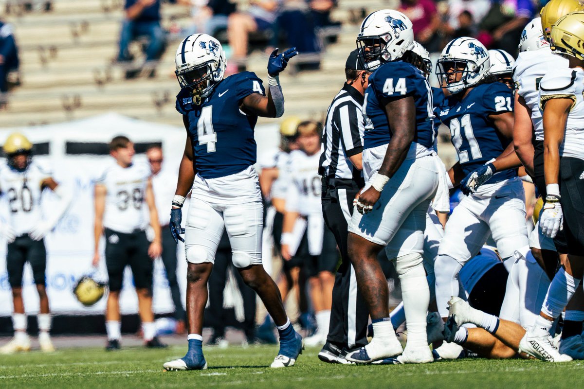 Jartavius Flounoy (@jartayflounoy) on Twitter photo Blessed to receive my first offer from Samford university! <a href="/RecruitGeorgia/">Recruit Georgia</a> @On3Recruits <a href="/CoachTToomer/">Coach Toomer</a> <a href="/CoachHoon/">Sean Calhoun</a> <a href="/SamfordFootball/">Samford Football</a> <a href="/CoachMoody56/">Darien Moody</a> Blessed to receive my first offer from Samford university! <a href="/RecruitGeorgia/">Recruit Georgia</a> @On3Recruits <a href="/CoachTToomer/">Coach Toomer</a> <a href="/CoachHoon/">Sean Calhoun</a> <a href="/SamfordFootball/">Samford Football</a> <a href="/CoachMoody56/">Darien Moody</a>