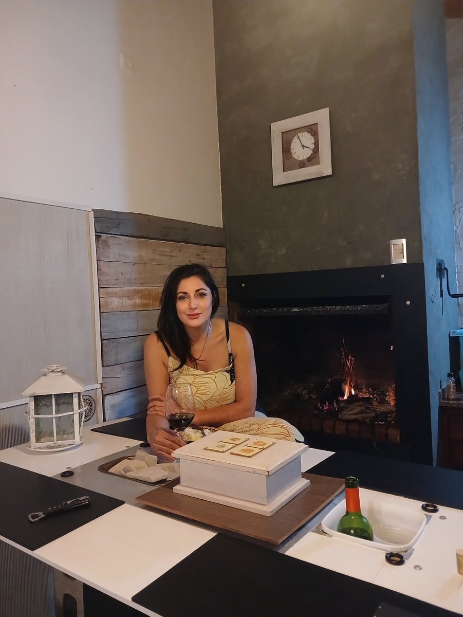 SantilanJuli223's tweet photo. Disfrutando con Ivo, en casa. Asado para 2. #Mardelplata #Quincho #Findesemana #hogar #Hijode17 https://t.co/Q7KF6iRvU9