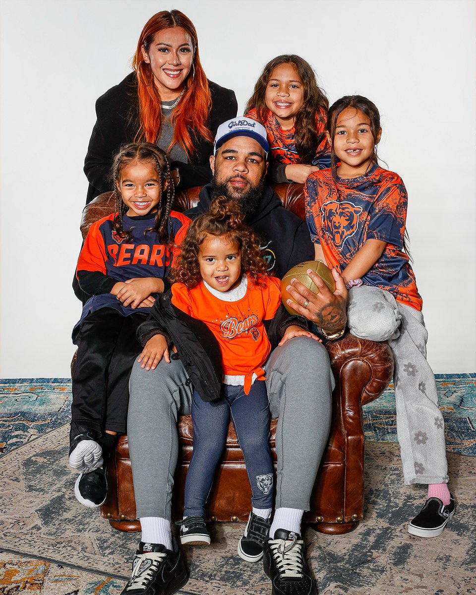 ChicagoBears's tweet image. The Allen family 🧡💙