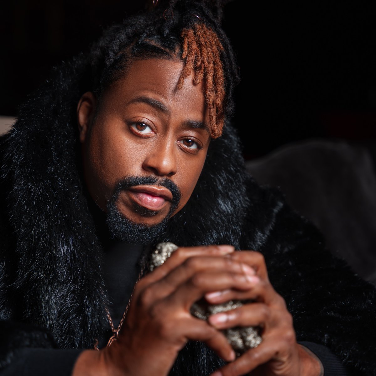 Reflecting on his past release of 'Fall In Love,' @Raheem_DeVaughn dives deep into his catalogue, hosting the Takeover on Blueprint ❤️ Listen now: pandora.app.link/JZQ98ClmYHb