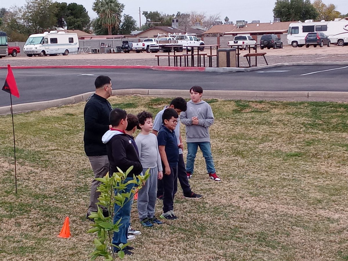 MentorkidsU's tweet photo. Volunteers have an immeasurable impact on our kids ' lives. 🥰 We thank soccer coach Joseph from Ministerios Unidos En Una Vision for planning and executing a fun outdoor sports day for our boys. 🏈 #sportsday #outdoor #soccer #football #Maryvale #mentorkidsUSA #UnidosenunaVision https://t.co/mmLHIsotxU
