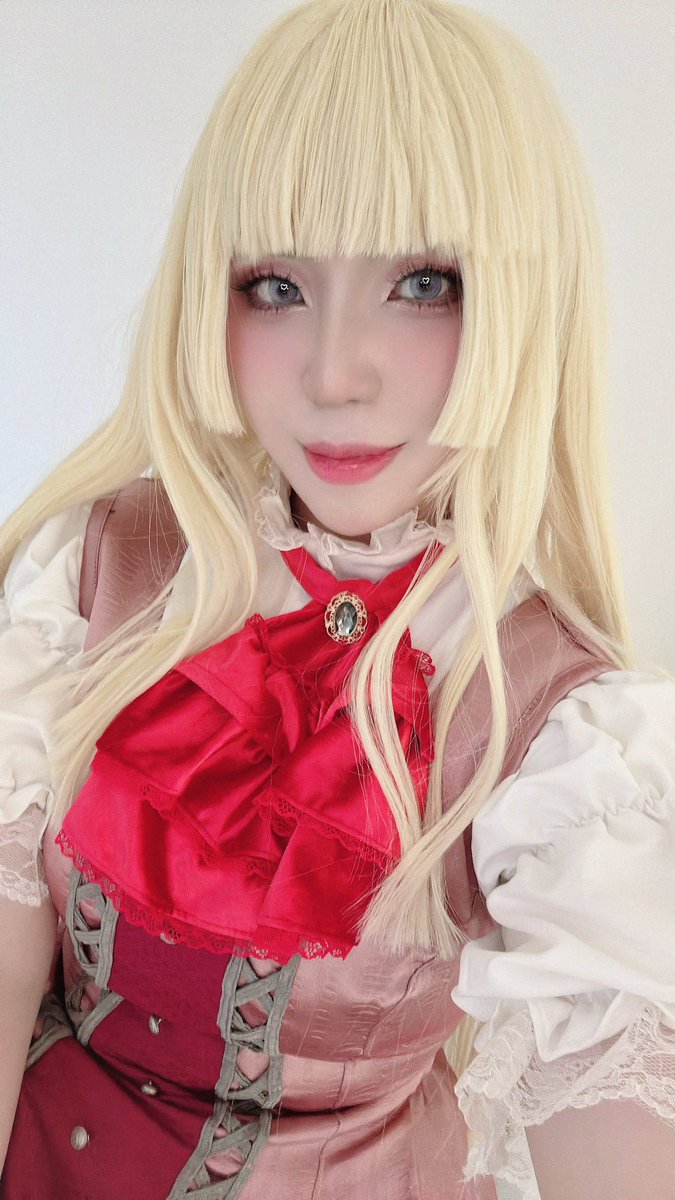 Shoot done! It feels so fulfilling to finally cosplay my main in Tekken ✨

It’s been an exhausting week huhu please give me the energy to finish my backlogs soon so I can get back to streaming 🥹🙏