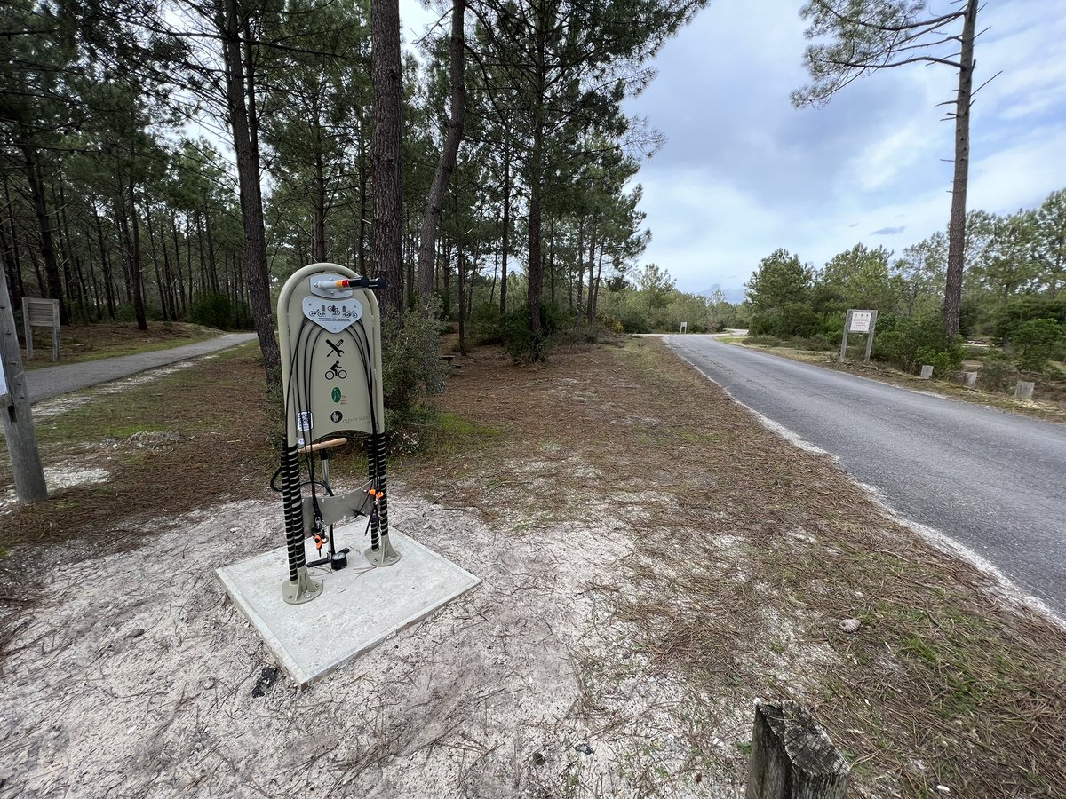 EnGazelle_off's tweet image. A l’image de ce qu’on retrouve au #verdonsurmer on retrouve sur la route du phare d’#hourtin une nouvelle station de réparation