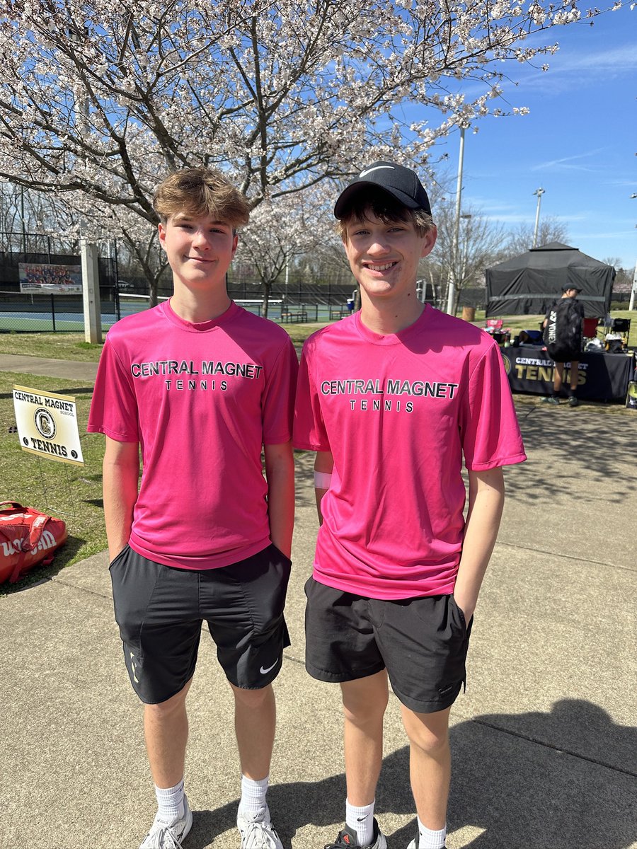 CMS Tiger Tennis (@cmstigertennis) on Twitter photo Tigers go up 1-0 over <a href="/swhstennis/">South Warren Tennis</a> after an 8-0 win by Luke Pruter and Evan LaRoy on court 3 doubles! Tigers go up 1-0 over <a href="/swhstennis/">South Warren Tennis</a> after an 8-0 win by Luke Pruter and Evan LaRoy on court 3 doubles!