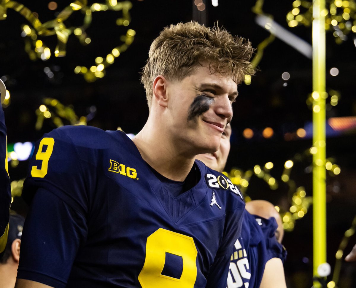 scoutdnfl's tweet photo. My Take on the JJ McCarthy hype:

- Helping you understand why the #Michigan QB is rising up draft boards 

[A Thread…🧵] https://t.co/UEehGfcyNM