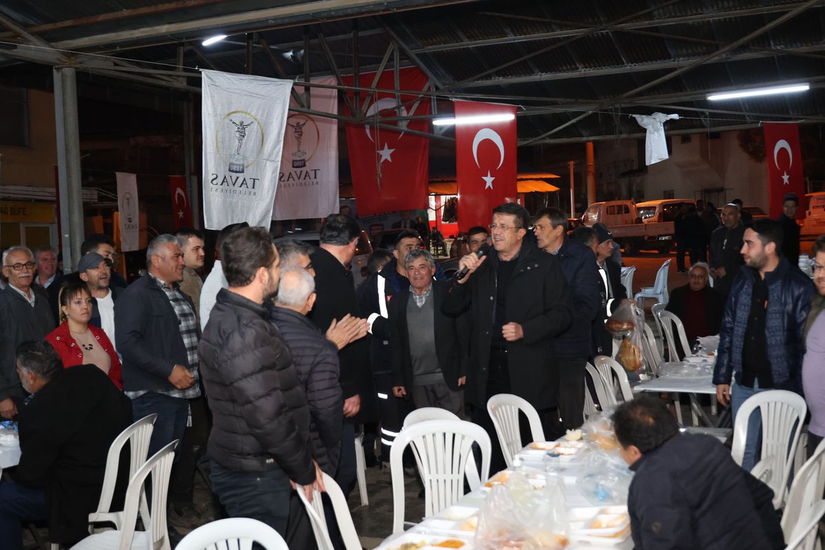 ZeybekciNihat's tweet photo. 📍Tavas | Denizli

Nikfer Mahallemizde hemşehrilerimizle iftar sofrasında bir araya gelerek, Ramazan ayının bereketini hep birlikte paylaştık.

Rabb’im birliğimizi ve muhabbetimizi daim etsin inşallah✨ https://t.co/CfsQeBr5uC