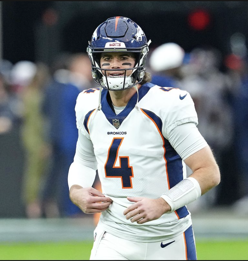 itsdomyoutube's tweet photo. Who's Stopping this Offense?

QB - Jarrett Stidham
RB - Samaje Perine
WR - Tim Patrick
TE - Adam Trautman 

SCARY hours for the rest of the AFC West 😈 https://t.co/wzb85KdZYx