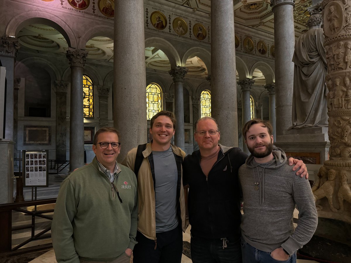 SJ around the world! Mr. Chris Cole ’02’s Pilgrimage class visited the Pontifical Gregorian University in Rome and met with Fr. Joseph Carola, S.J. ’80. While visiting the Basilica of St. Paul, our faculty ran into Felix Read ’17. You never know when you’ll bump into the SJ fam!
