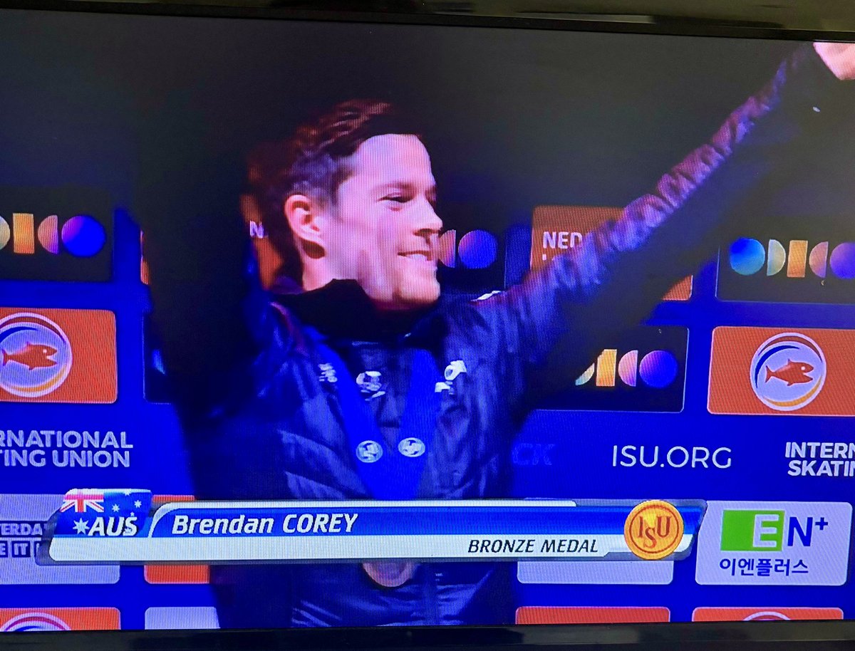 HawkesKim's tweet photo. NB born @BrendanCoreyAUS receives bronze 🥉 in 1500m #WorldShortTrack Championship @ISU_Speed https://t.co/xHwPJFJnFT