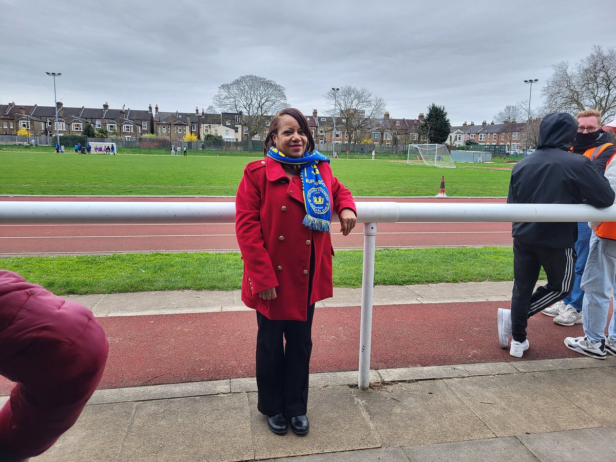 Lovely to meet the new Mayor for #LewishamBorough @Brenda_Dacres at today's #LewishamBoroughFC game at #LadywellArena 2-2.