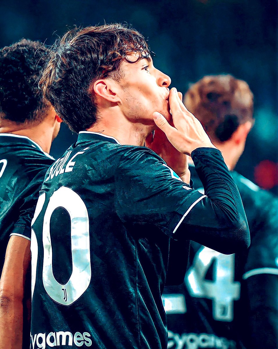 EspacioGunner's tweet photo. 💎 𝐌𝐀𝐓𝐈𝐀𝐒 𝐒𝐎𝐔𝐋𝐄 🇦🇷

‼️ Mi próxima recomendación de fichaje en clave Arsenal 🔴⚪️

Las prestaciones de Soule en relación a su precio le convierten en una oportunidad única

🧵{𝗛𝗜𝗟𝗢} https://t.co/l5M5Jqhh6F