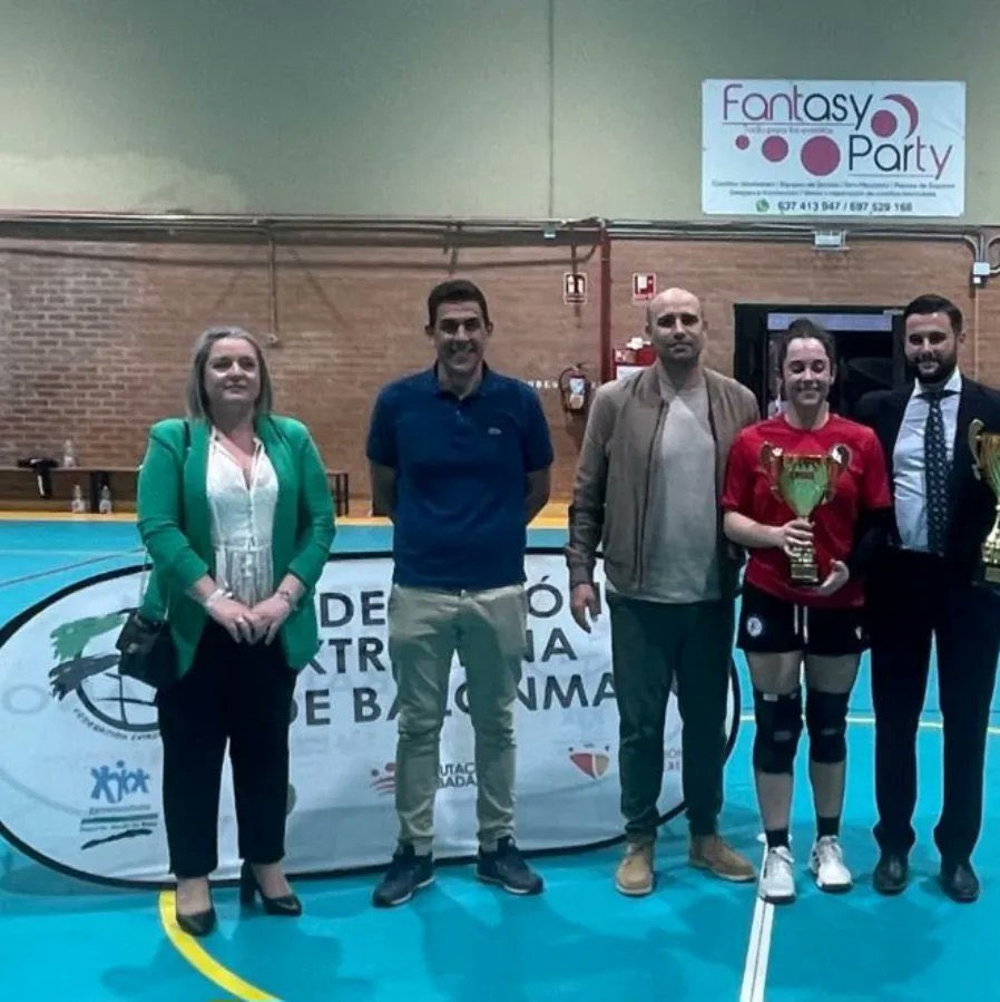 Federación Extremeña de Balonmano tweet media