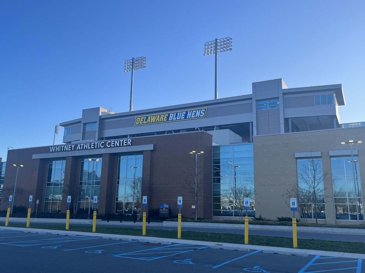 Thank you for the invite Coach @ryancarty10 @UDBlueHens @Delaware_FB You have this program rocking. Our Players and parents really enjoyed the hospitality. Your players demonstrated great ⭐️⭐️⭐️⭐️⭐️character and did a great job with our kids. @SJVLancersFB