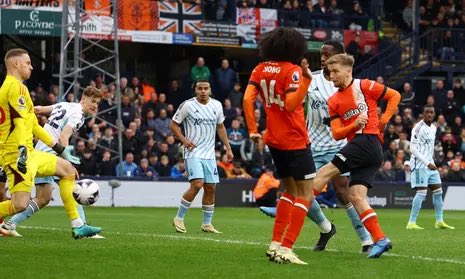 moreofaswimmer1's tweet image. Todays facts. 

We finished the game with 11 fit outfield players in our squad. 

4 of our final 11 were signed on a free.

Our combined 14 players that played today were signed for less than £10m.

Forest have spent over £330m in the last 2 seasons.

Love our club.