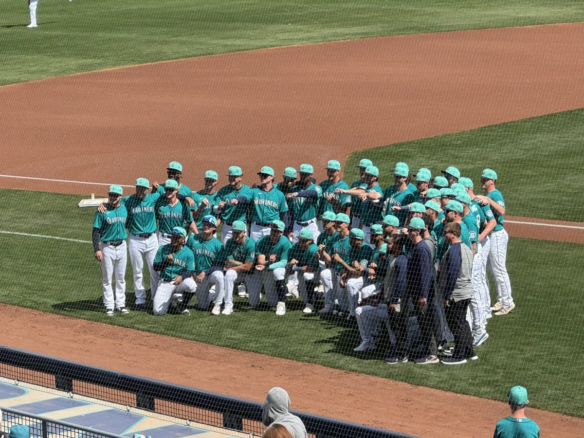 LookoutLanding's tweet photo. Nice ring ceremony pregame for the 2023 Cal League champions Modesto Nuts team. Presentation on the video board, handshakes from Servais, lots of pictures. https://t.co/B2ZhIvs2CT