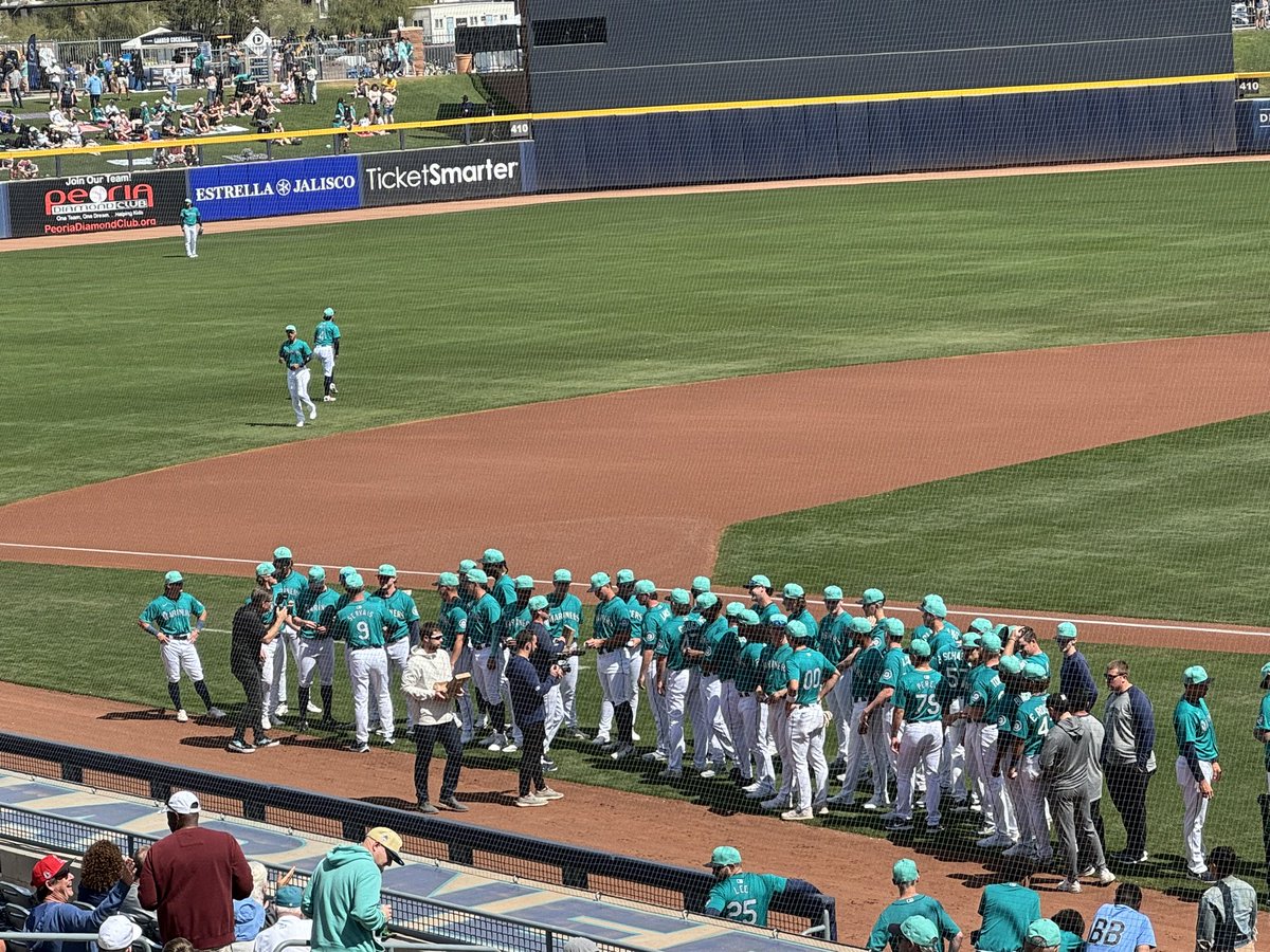 LookoutLanding's tweet photo. Nice ring ceremony pregame for the 2023 Cal League champions Modesto Nuts team. Presentation on the video board, handshakes from Servais, lots of pictures. https://t.co/B2ZhIvs2CT