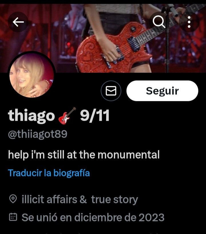 quien es más fan de juani? 
sus fans                           /            o este