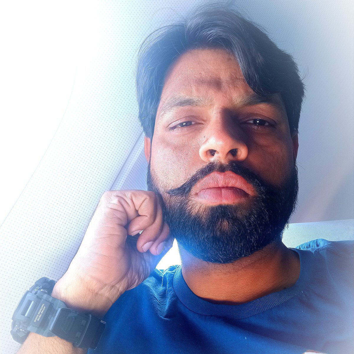 vikash_dubey06's tweet photo. #NewProfilePic https://t.co/kJYifyQ5Kd