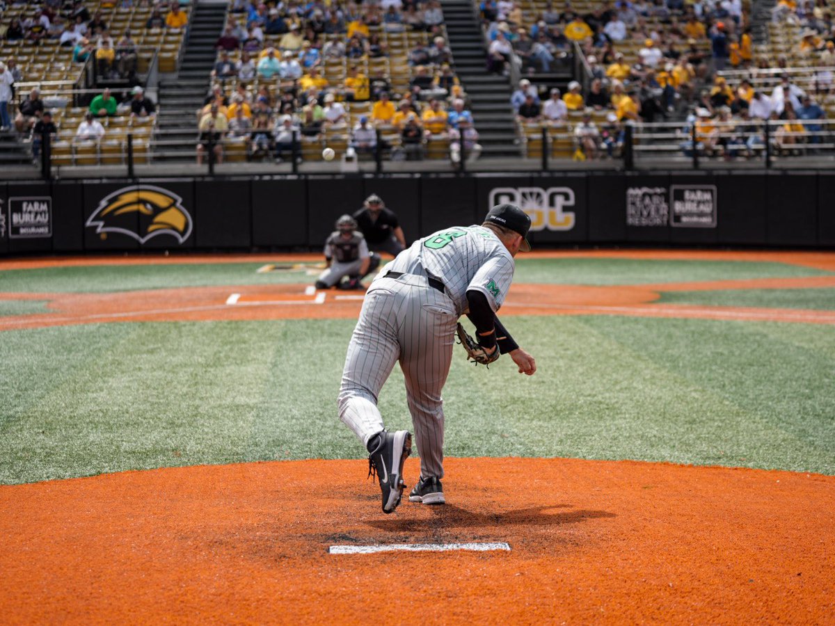 HerdBaseball's tweet photo. Blevins out there dealing so far! 😤

Scoreless through 5️⃣ Innings! 🤘

#WeAreMarshall https://t.co/J3Xm1iBl0S