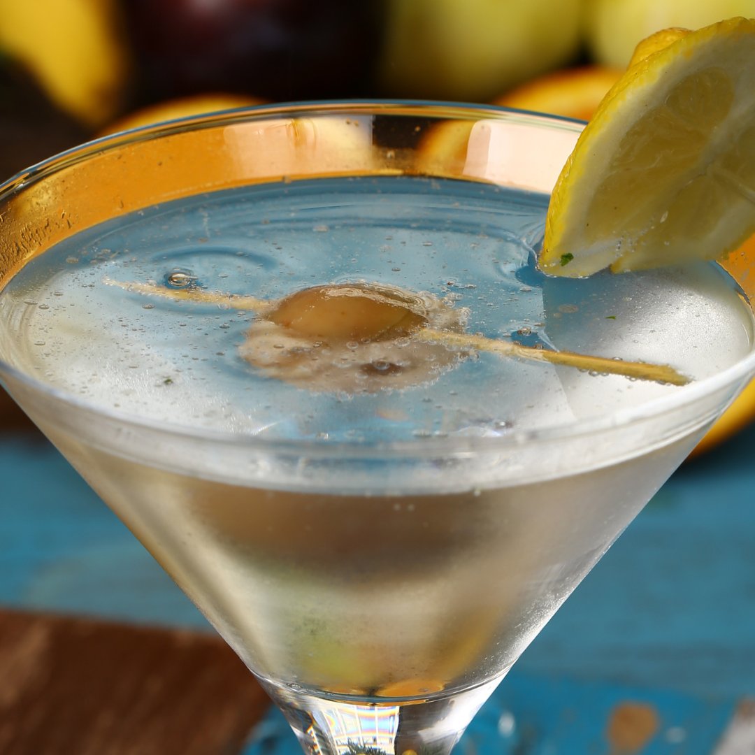 WellsworthHotel's tweet photo. Join us for cocktails and then let Shades Lounge do the cooking for you. Open for drinks, appetizers and full menu.
#Wellsworth #Hotel #Shades #Lounge #Southbridge #restaurant #food #beverage #appetizer #drinks #fullmenu https://t.co/KvcZC3BYSR