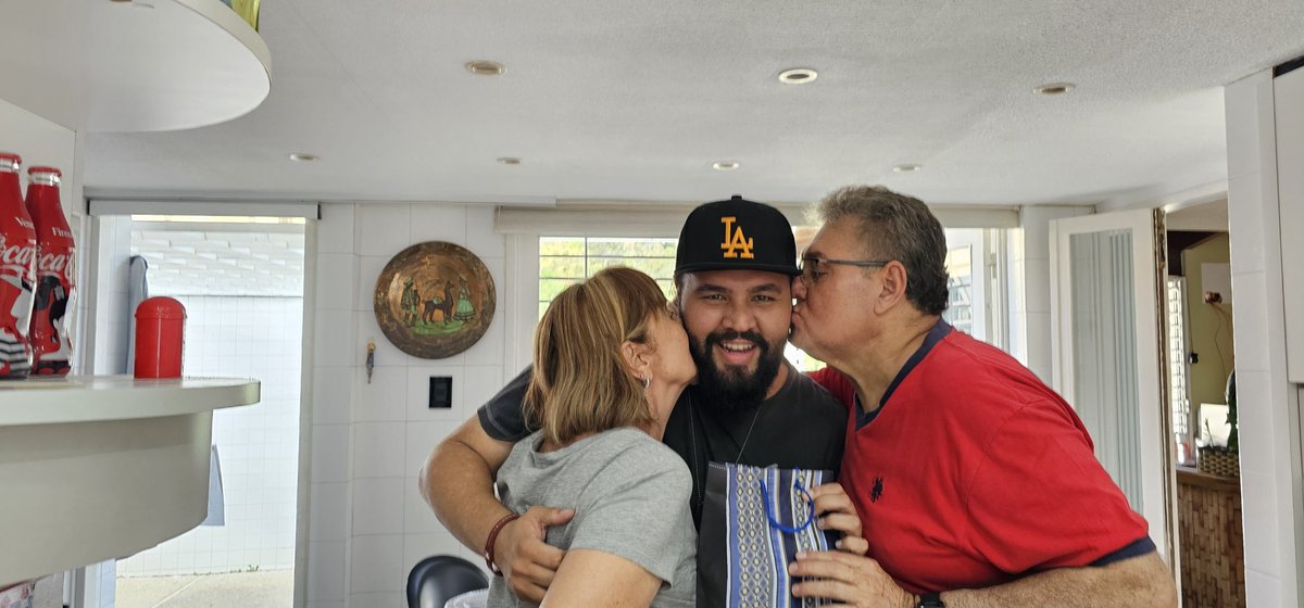 jasandiam's tweet photo. Feliz cumpleaños hijo amado https://t.co/kOv6TN4nSp