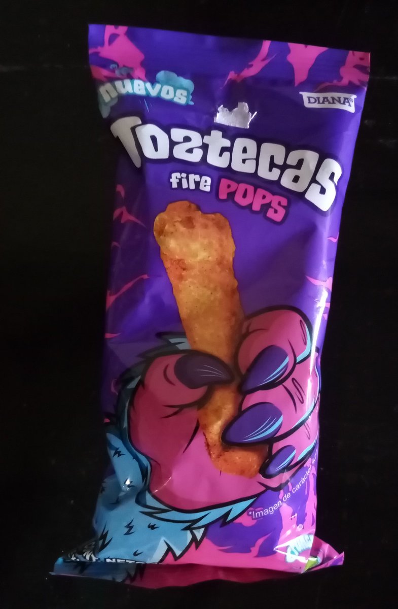 Hoy fui al super acompañando a mi mamá a comprar unas cosas y vi cerca de la caja las Toztecas y le digo a mi mamá mire son de las que promociona <a href="/_DennisArana/">Dennis Arana</a> y ella de una: agarre una y yo of course mom xd por cierto me gustaron solo que si pican pero es aguantable 💚😍🤭