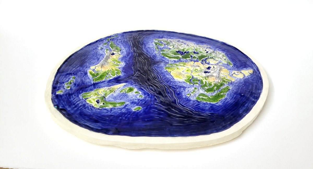 ErinRehil's tweet photo. Topographical Map, 2024
Medium: Glazed earthenware
Dimensions: Approximately 13.5 x 11 x 0.75 in (34.3 x 27.9 x 1.9 cm) https://t.co/Z22i2jzf3c