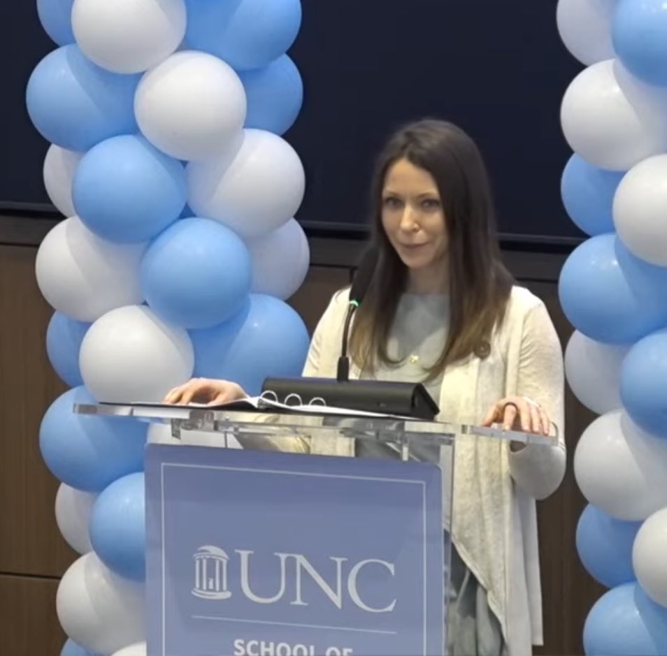 Cheers to @UNC_SOM Class of 2024 for picking @angiesmith_uro to share 🎯🎯🎯 #MatchDay advice: ✅embrace the challenge / discomfort of adventure ✅the quality of your life determined by the focus of your attention ✅find your crew 👀➡️ youtube.com/live/_LLkTMUTI…