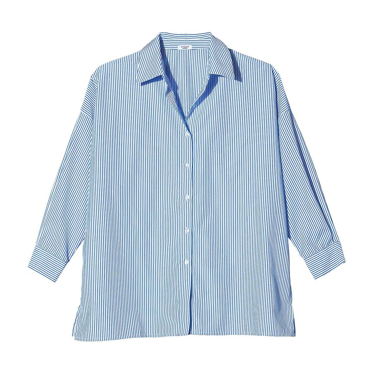 fashion_erica's tweet image. Experience the refined elegance of pinstripes combined with the comfort of an oversized fit. 👔💙 Avon Lightweight Woven Shirt bit.ly/3NPxfov  #workoutfit #professionaloutfit
