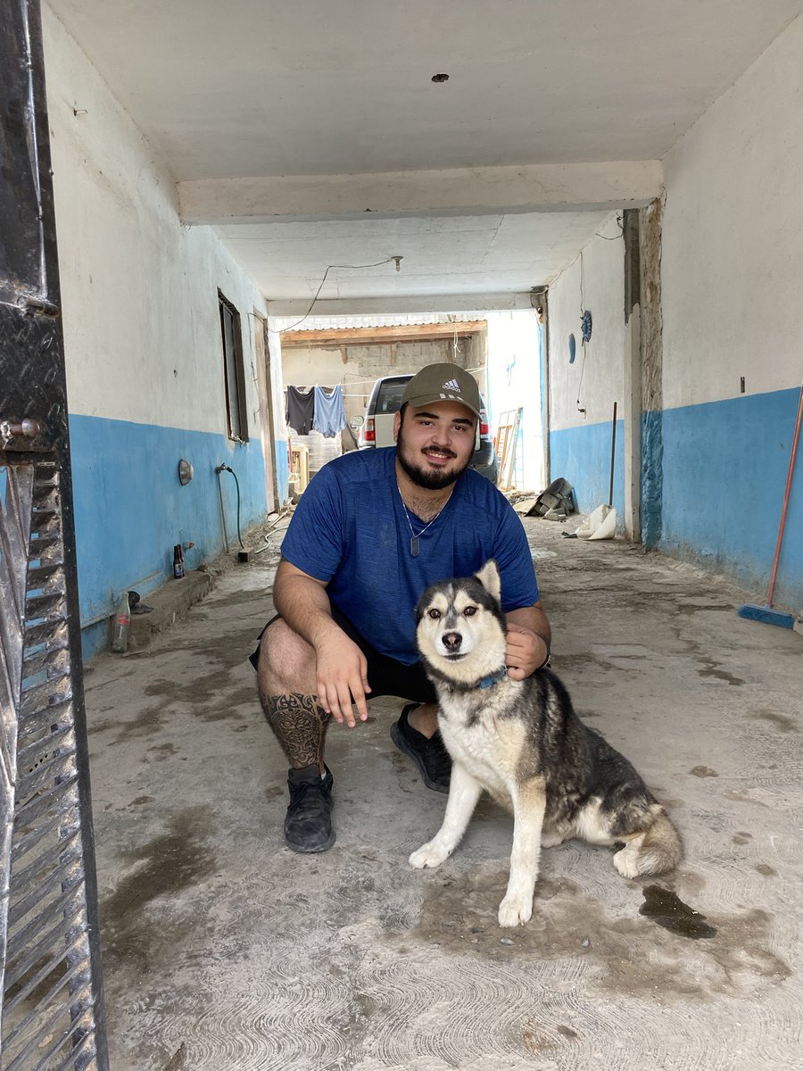 MauSilva30's tweet photo. Compartir sonrisas y emociones con un ser que no entiende por qué te ama, pero te AMA, es vida!.
THOR🐶⚡️
#Lomitos #SabadoDePelos #PetFriend https://t.co/XGA9IpYHVp