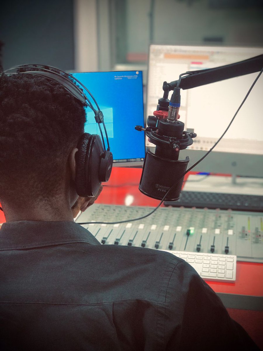 Dosrussell tweet media