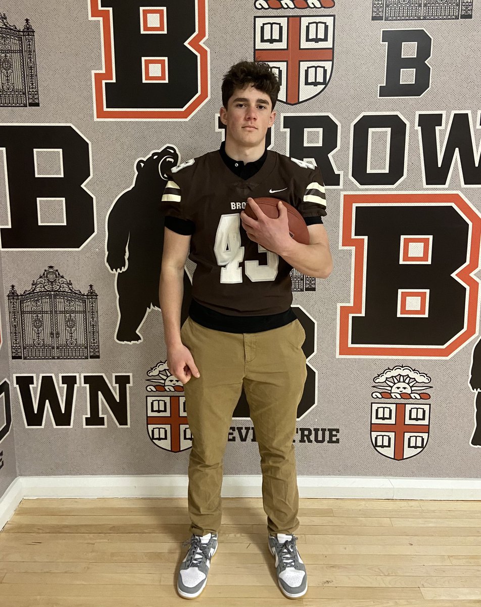 After a great Junior Day and conversations with @Browncoachweave @BrownHCPerry I’m grateful to say I’ve received an offer from @BrownU_Football ‼️ @_DomDeFalco @CoachRennison @XavierKnights