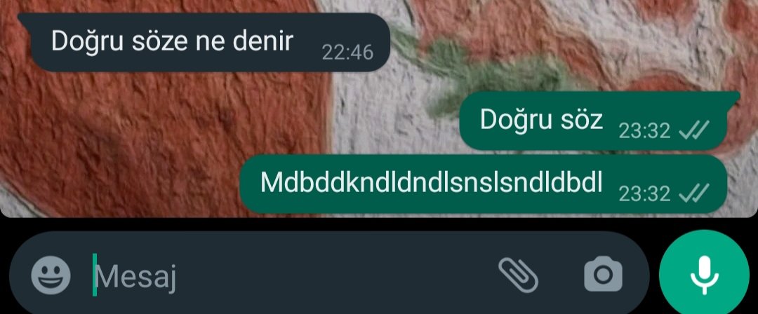 eminecukadarr's tweet photo. Az önce şöyle bi espri yapmış bulunmaktayım ahhahah https://t.co/IX1gZMZjS7