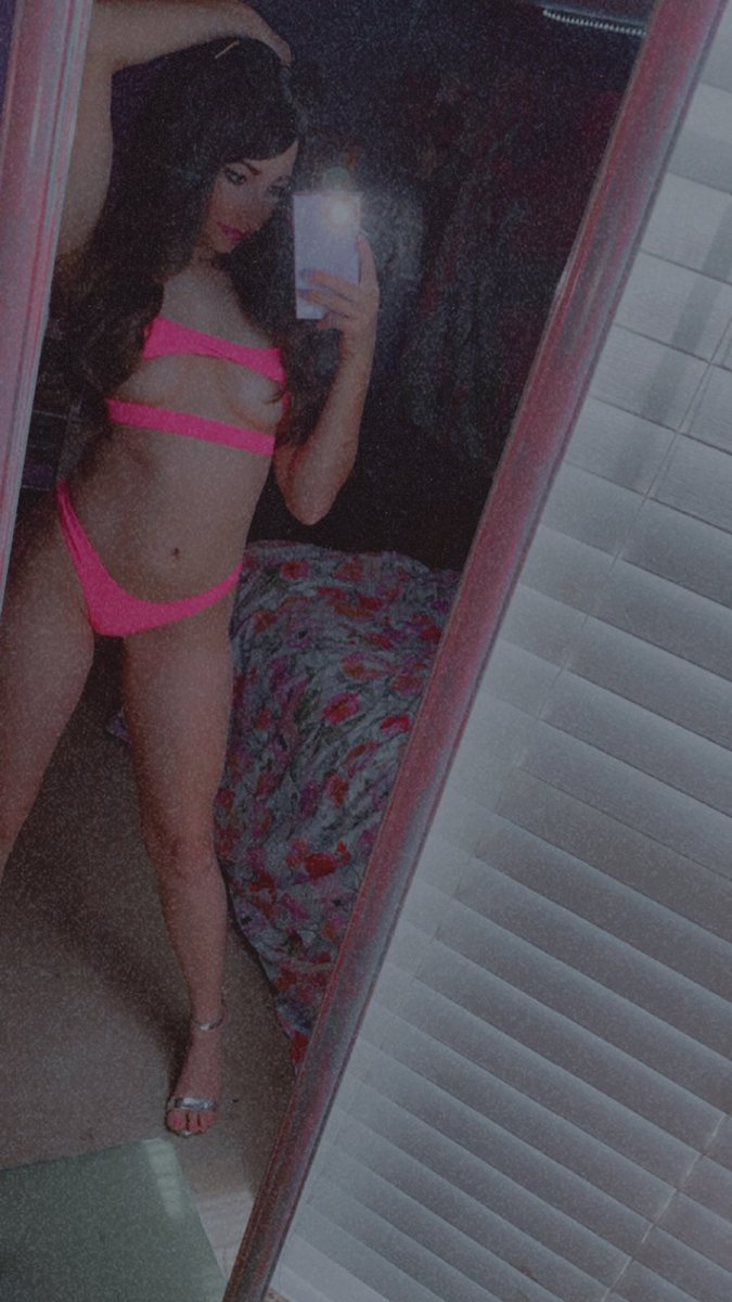 Kbraden000's tweet photo. ✨ Ready for a Hot Girl Summer soon! ✨😜❤️‍🔥 https://t.co/z4njwZuSMA