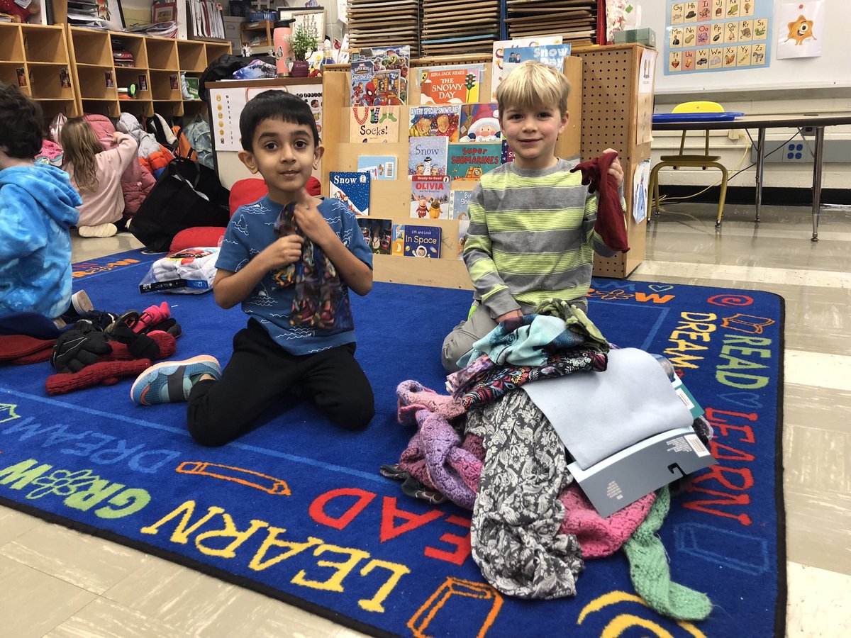 MissSharonCohen's tweet photo. Collecting, sorting and counting the gloves, mittens, scarves and hats from our winter donations for the Chubbys Project!! @Dr_BethHoffman #thehopewellway, #HESPeech https://t.co/2Uo2rPG8d3