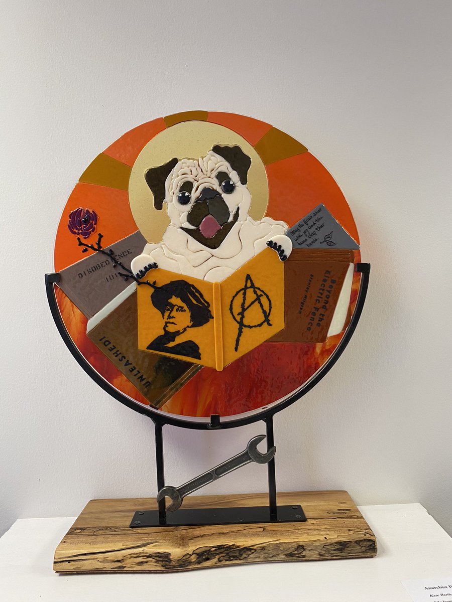SatireAP's tweet photo. #Artomatic #WashingtonDC https://t.co/3JNZBnwRMN