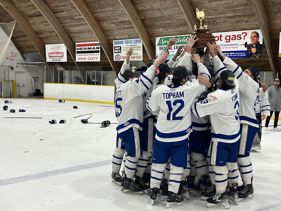 SteinbachHTJHL's tweet photo. #HTJHL Finals - Game 4 photos via Clayton Dreger @SteinbachOnline https://t.co/NwfJK74k4d