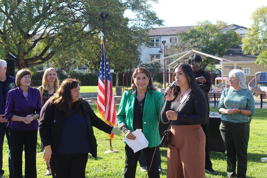 QuirkSilvaCA's tweet photo. An incredible morning spent honoring the community leaders who advocated for the Union Pacific Trail!ππ
#communitysupport #UnionPacificTrail #FullertonStrong https://t.co/Ww2MnE5OpS