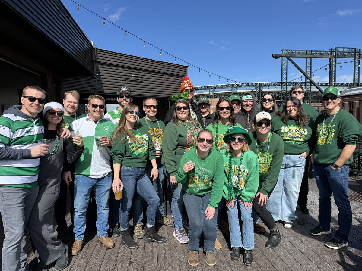 KurtHaslag's tweet photo. Great group of @MinerAlumni celebrating St Pat’s at the Denver parade! https://t.co/V1fBPUKKzT