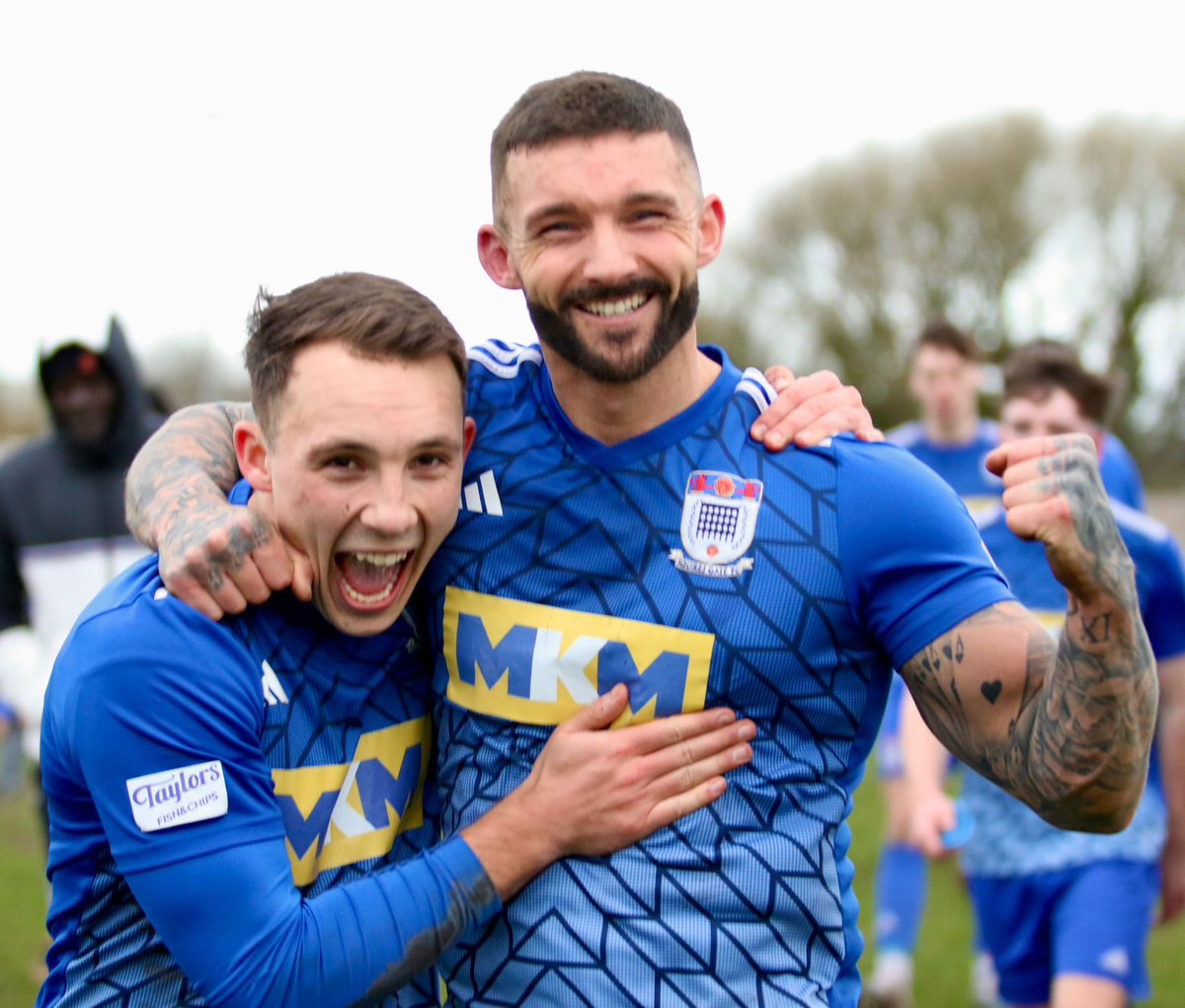squiresgatefc's tweet photo. 💪 𝐆𝐄𝐓 𝐈𝐍!

🤩 A huge three points this afternoon. 

How good were these two by the way?!😮‍💨

📸 @OLDBLUEFOX 
🔷 #WeAreGate | @JTA__Media https://t.co/2oqG5ynoeN
